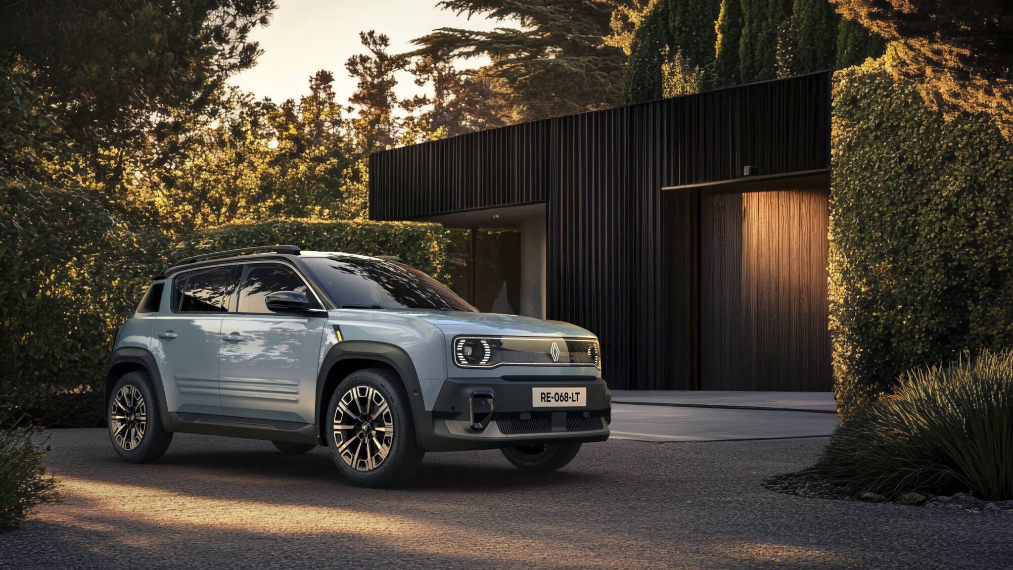 PARĪZES AUTO IZSTĀDES PIRMIZRĀDE - RENAULT 4 E-TECH ELECTRIC: VISDAUDZPUSĪGĀKAIS ELEKTROMOBILIS B SEGMENTĀ